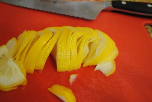 thin lemon slices for shaker lemon pie